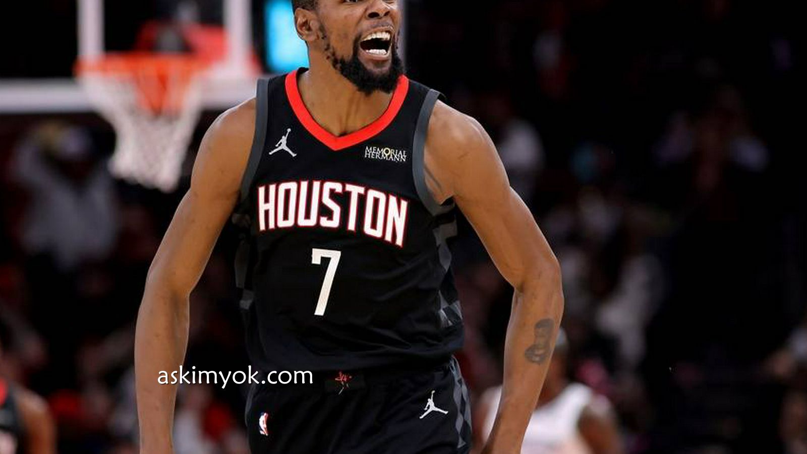 爱游戏体育特别点评：不是夺冠大热门！重估杜兰特交易 火箭又看走眼了？