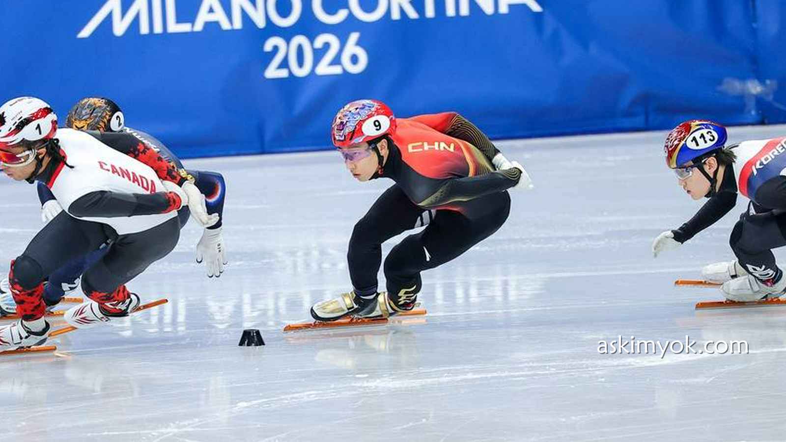爱游戏体育独家专栏：短道速滑男子1500米 林孝埈摔出赛道惨遭淘汰