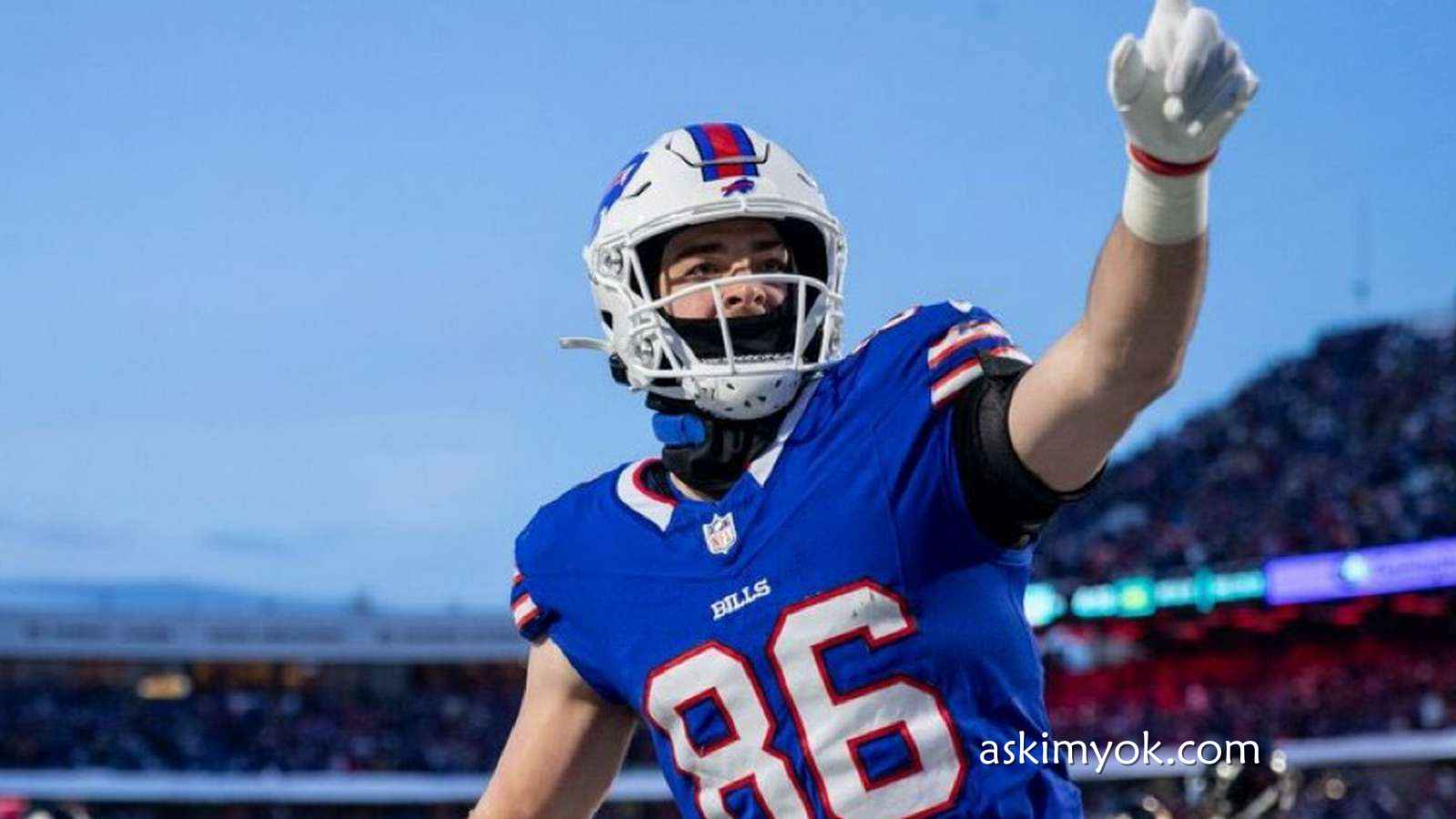 爱游戏体育深度聚焦：【NFL动态】锁定进攻核心！比尔执行道尔顿-金凯德第五年选项