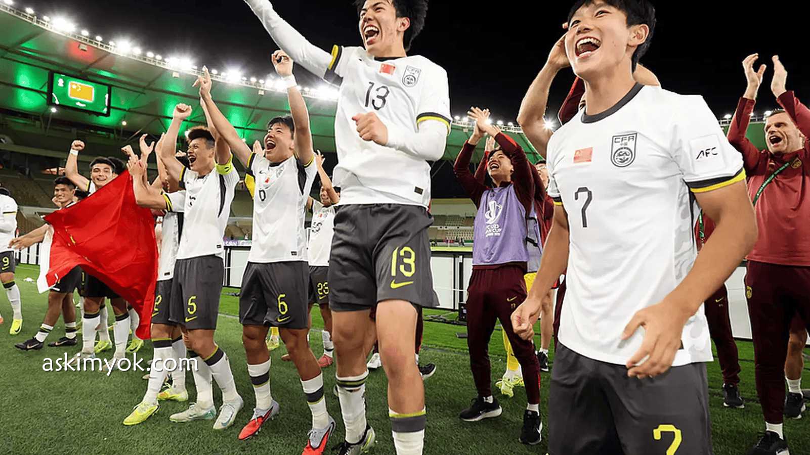 爱游戏体育行业洞察:谁说我们不能进攻?安东尼奥变身战术大师 U23国足还要再创历史